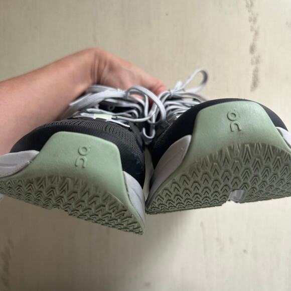 On Cloud Women's Cloudrunner 2 Shadow Lima Size 9 Running Shoe - Picture 6 of 11